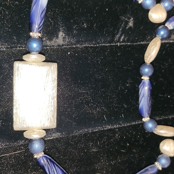 Handmade necklace and earrings - Picture 5 of 6